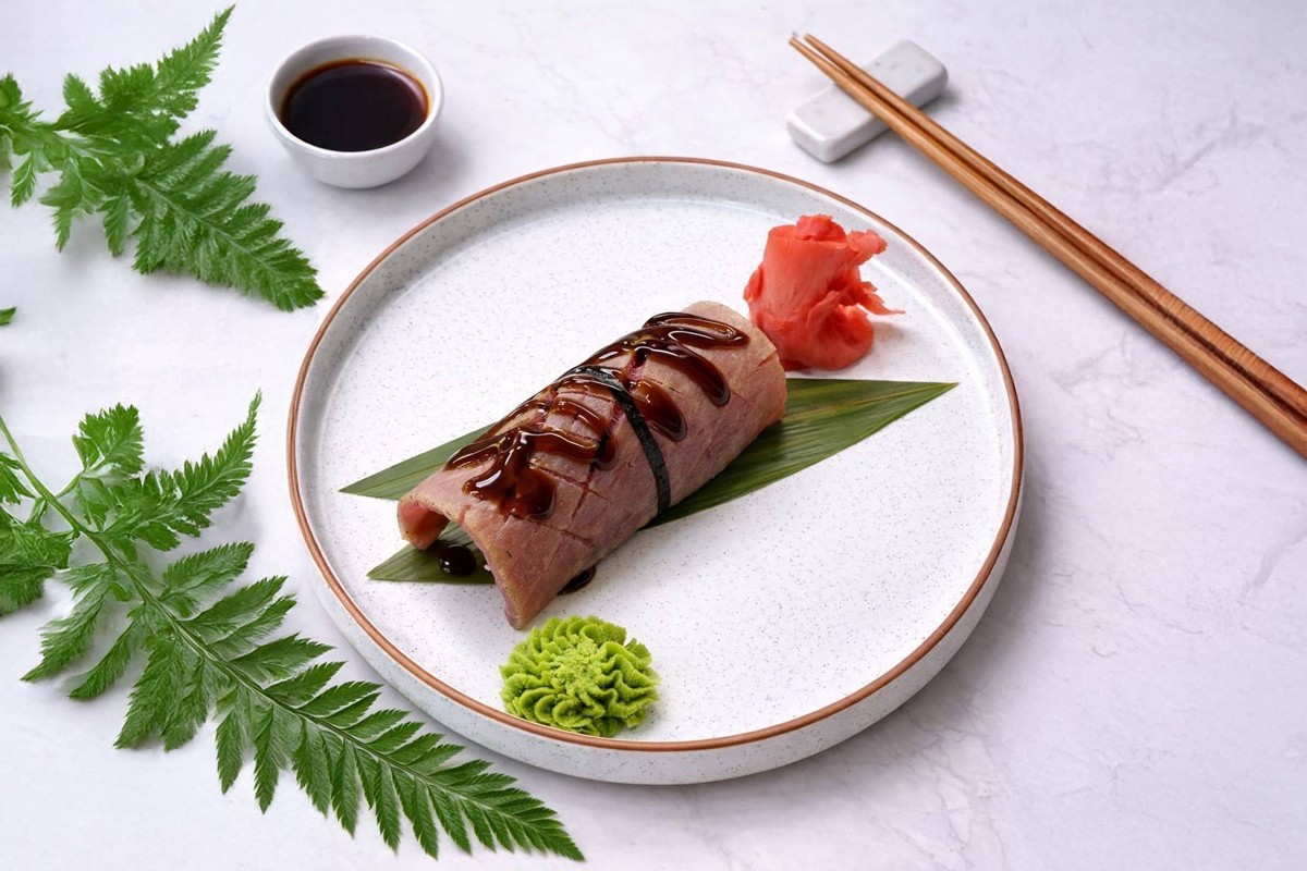 Нігірі з тунцем